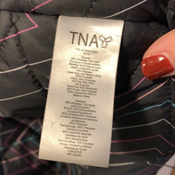 Aritzia TNA Verbier Parka - Picture 6 of 7